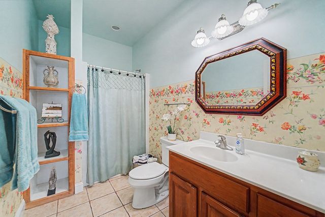 218 Lakeshore Drive, Hayesville, NC 28904