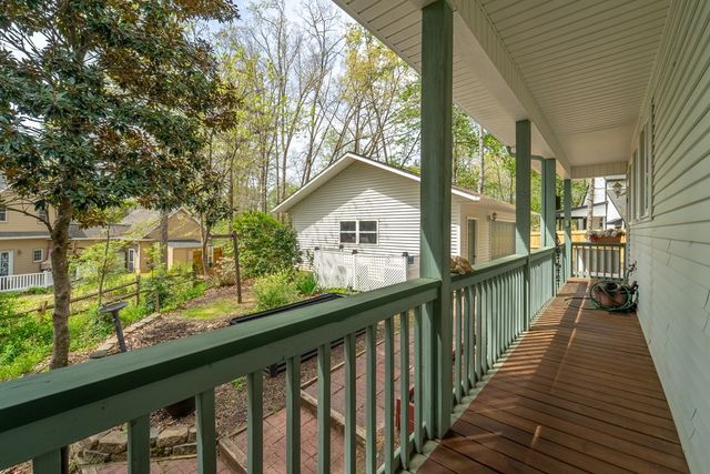 218 Lakeshore Drive, Hayesville, NC 28904
