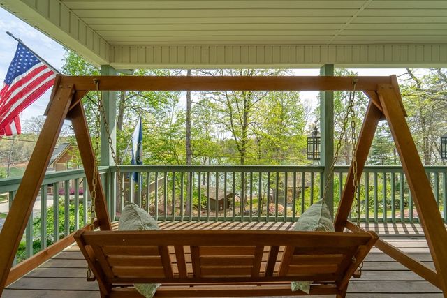 218 Lakeshore Drive, Hayesville, NC 28904