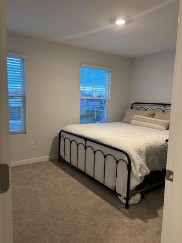 38 Sunbeam Court, Delaware, OH 43015