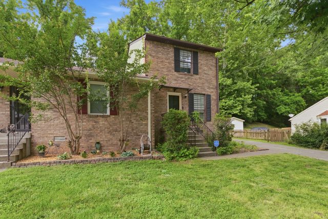 3332 Lakeside Pl, Hermitage, TN 37076