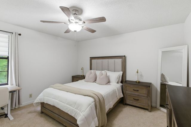 3332 Lakeside Pl, Hermitage, TN 37076