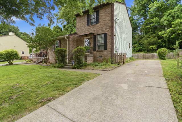 3332 Lakeside Pl, Hermitage, TN 37076