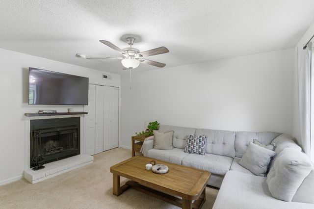 3332 Lakeside Pl, Hermitage, TN 37076