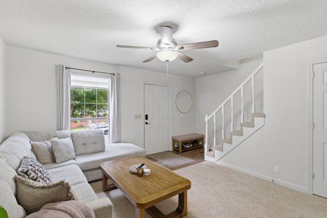 3332 Lakeside Pl, Hermitage, TN 37076