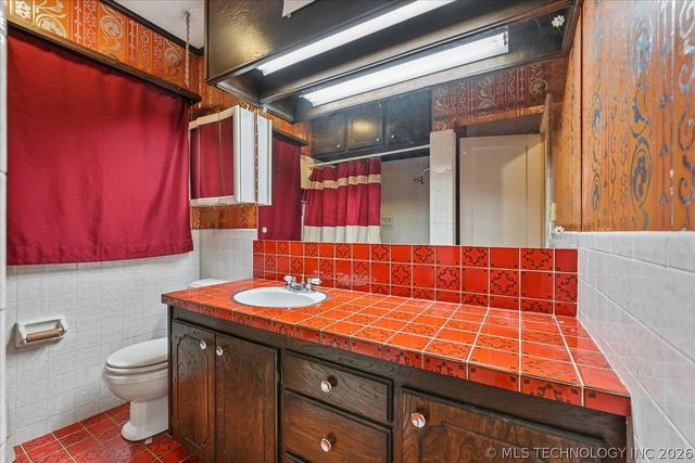 1611 N Boston Place, Tulsa, OK 74106