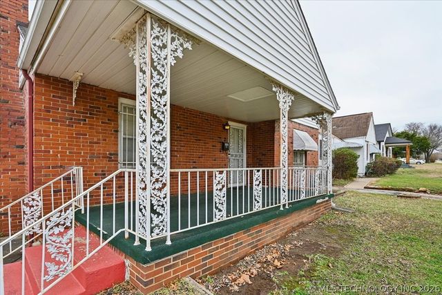 1611 N Boston Place, Tulsa, OK 74106