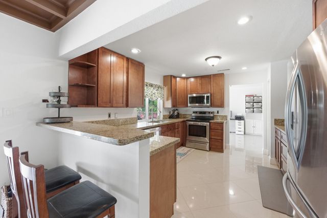 8557 Shadow Wood Boulevard, Coral Springs, FL 33071