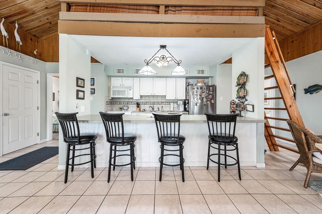 142 Private Road 652, Sargent, TX 77414