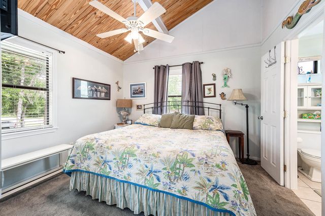 142 Private Road 652, Sargent, TX 77414