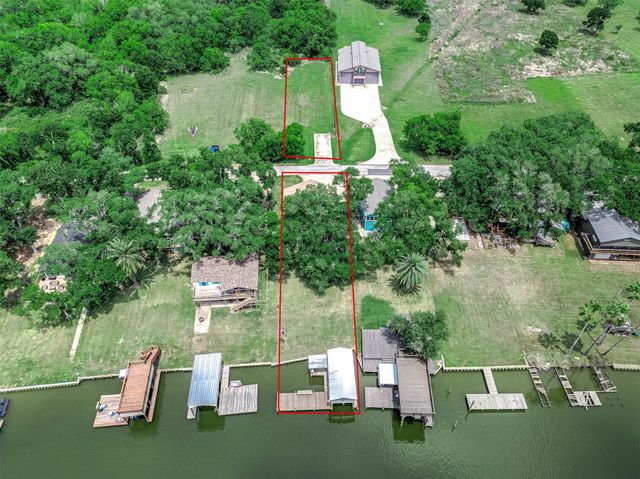 142 Private Road 652, Sargent, TX 77414