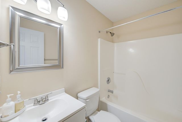 147 Hainsworth Drive, North Charleston, SC 29418