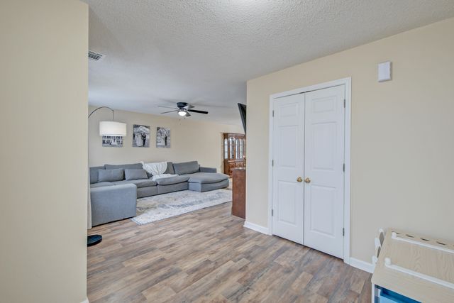 147 Hainsworth Drive, North Charleston, SC 29418