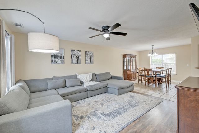 147 Hainsworth Drive, North Charleston, SC 29418