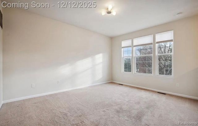 27846 Hopkins Drive, Novi, MI 48377