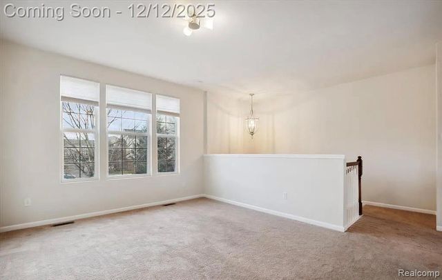 27846 Hopkins Drive, Novi, MI 48377