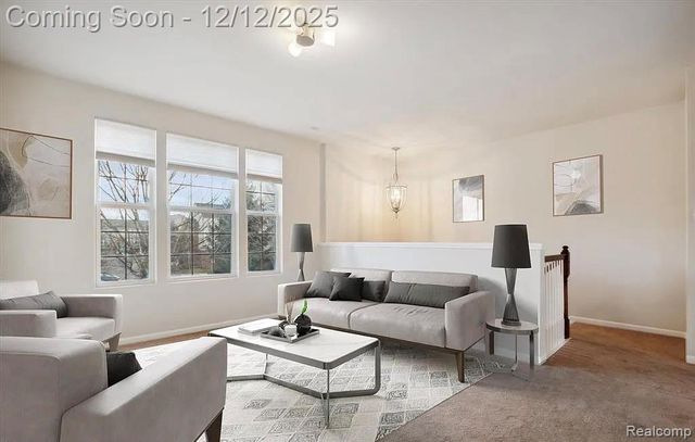 27846 Hopkins Drive, Novi, MI 48377