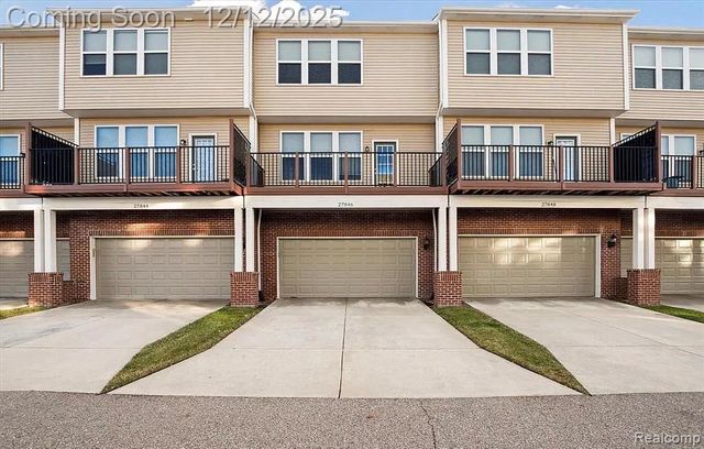 27846 Hopkins Drive, Novi, MI 48377