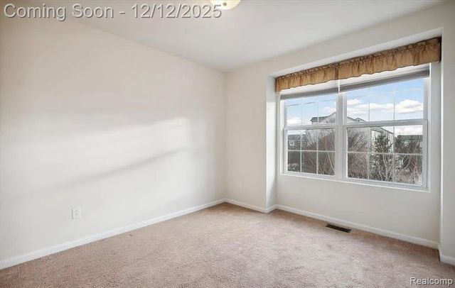 27846 Hopkins Drive, Novi, MI 48377