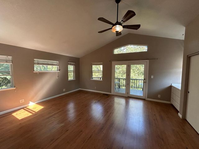 949 Bliss Ct, Placerville, CA 95667