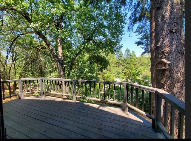949 Bliss Ct, Placerville, CA 95667