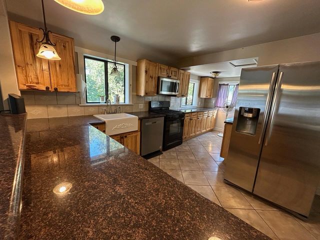 949 Bliss Ct, Placerville, CA 95667