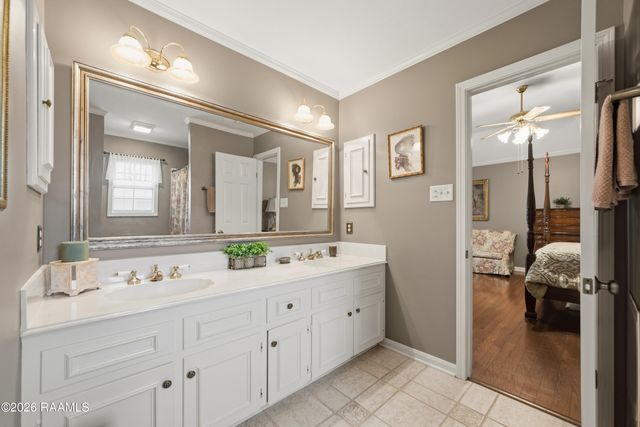 512 Riverwoods Drive, Lafayette, LA 70508