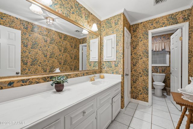 512 Riverwoods Drive, Lafayette, LA 70508