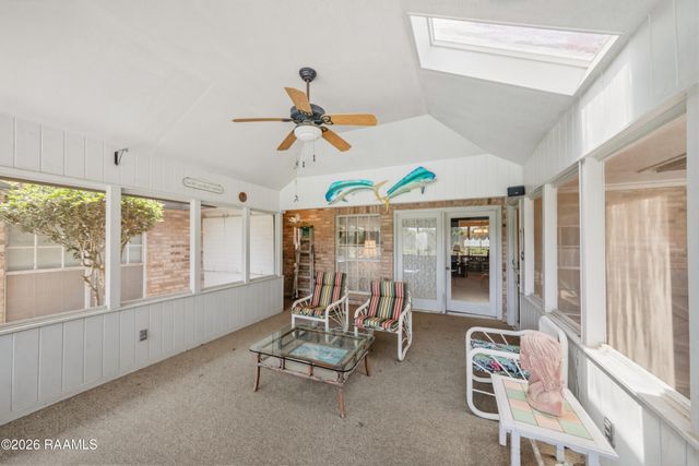 512 Riverwoods Drive, Lafayette, LA 70508