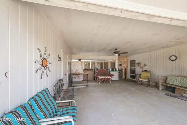 512 Riverwoods Drive, Lafayette, LA 70508
