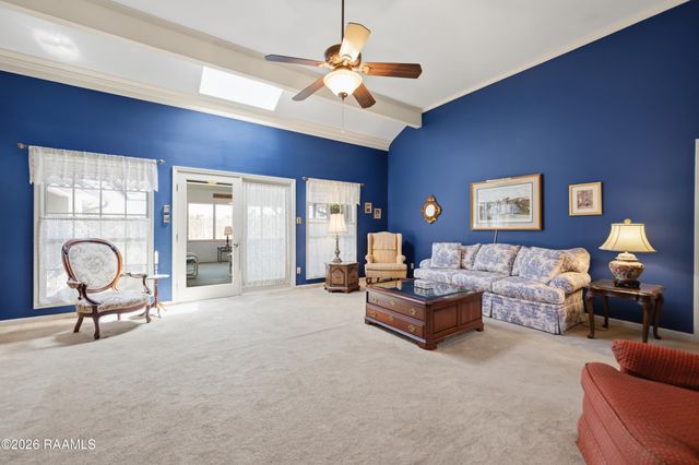 512 Riverwoods Drive, Lafayette, LA 70508
