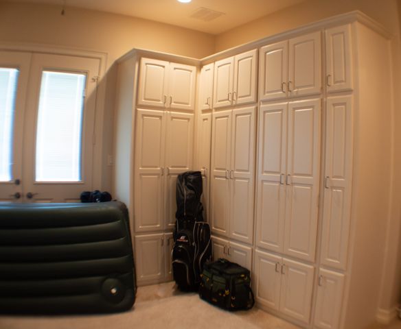 560 Clubhouse Drive, Corsicana, TX 75109