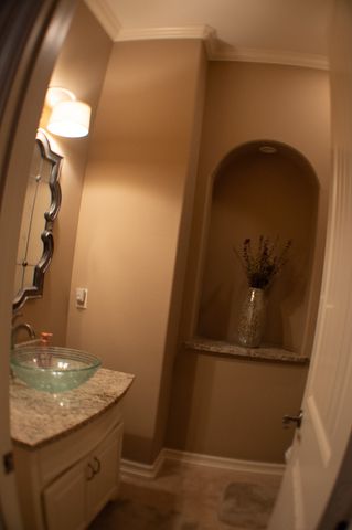 560 Clubhouse Drive, Corsicana, TX 75109
