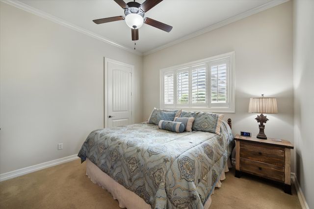560 Clubhouse Drive, Corsicana, TX 75109
