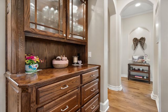 560 Clubhouse Drive, Corsicana, TX 75109