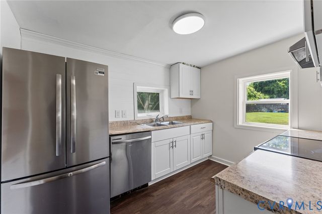 23234 Pine Grove Pl, North Dinwiddie, VA 23803