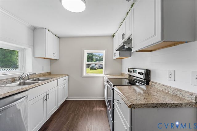 23234 Pine Grove Pl, North Dinwiddie, VA 23803