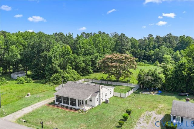 23234 Pine Grove Pl, North Dinwiddie, VA 23803