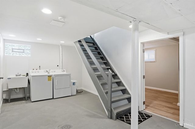 3699 Krierview Drive, Cincinnati, OH 45248