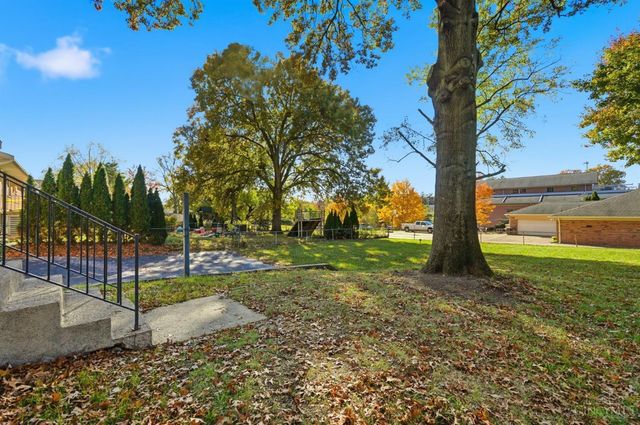 3699 Krierview Drive, Cincinnati, OH 45248