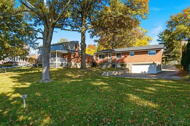 3699 Krierview Drive, Cincinnati, OH 45248