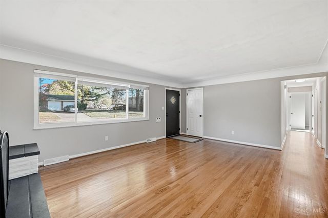 3699 Krierview Drive, Cincinnati, OH 45248