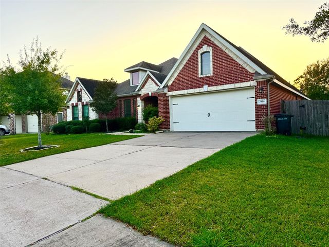 7818 Pacific Spring Lane, Richmond, TX 77407