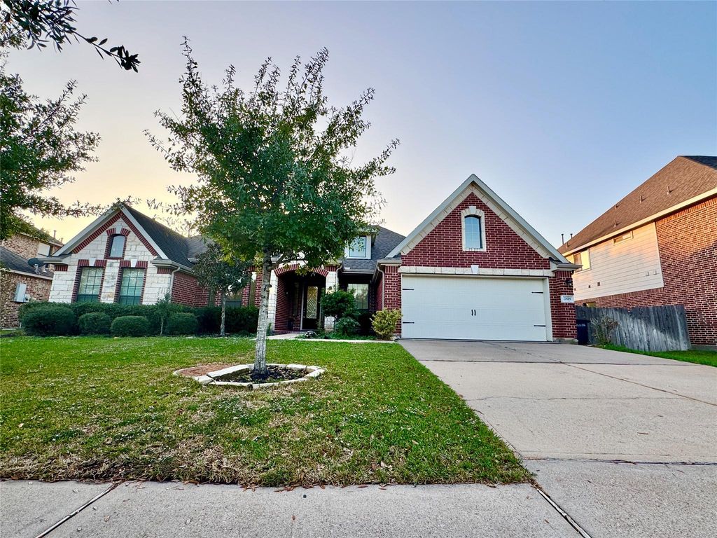 7818 Pacific Spring Lane, Richmond, TX 77407