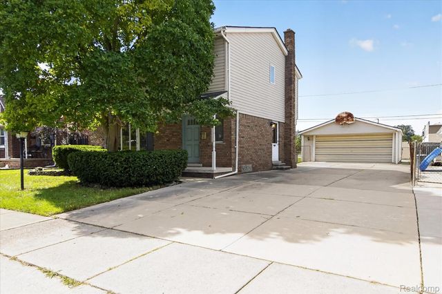 1250 23rd Street, Wyandotte, MI 48192