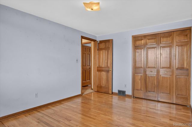 1250 23rd Street, Wyandotte, MI 48192