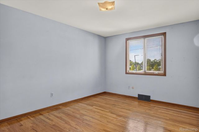 1250 23rd Street, Wyandotte, MI 48192