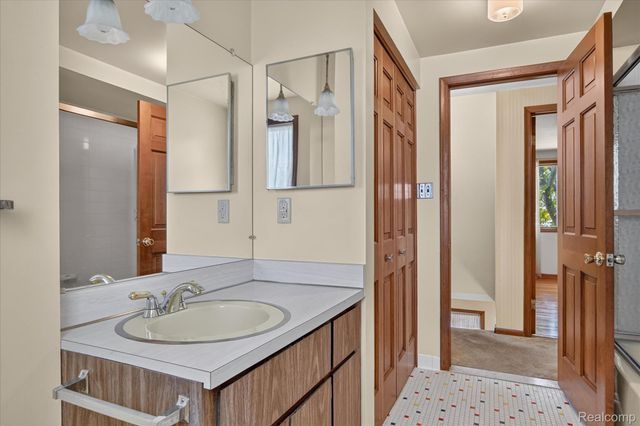 1250 23rd Street, Wyandotte, MI 48192
