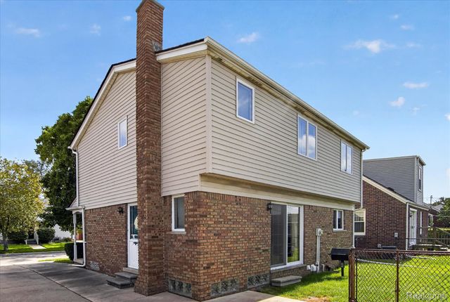 1250 23rd Street, Wyandotte, MI 48192