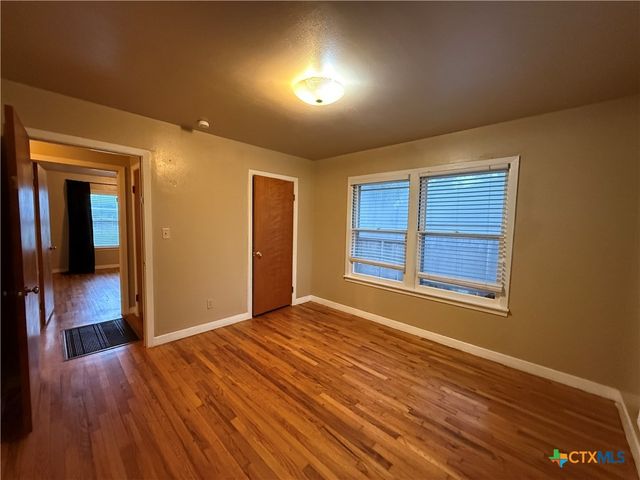 555 N Union Avenue, New Braunfels, TX 78130